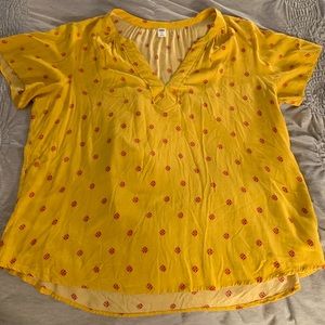Yellow Old Navy Short Sleeve Shirt